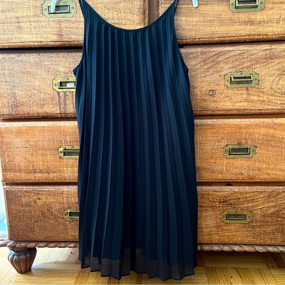 NWOT BCBGeneration Pleated Dress